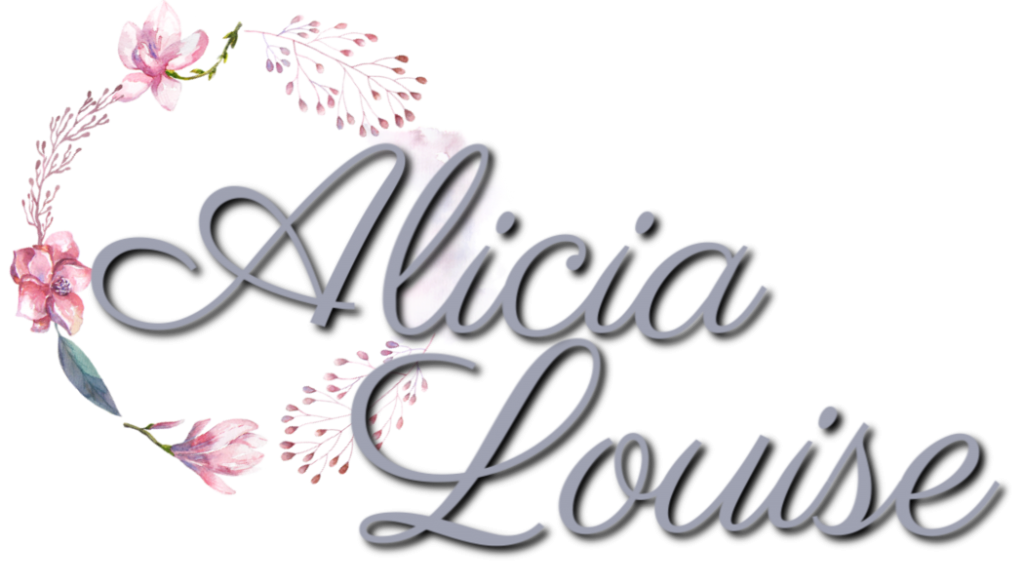 Alicia Louise Signature for the alicia louise lifestyle blog 